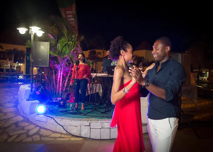 Courtyard By Marriott Aruba Resort Palm Beach